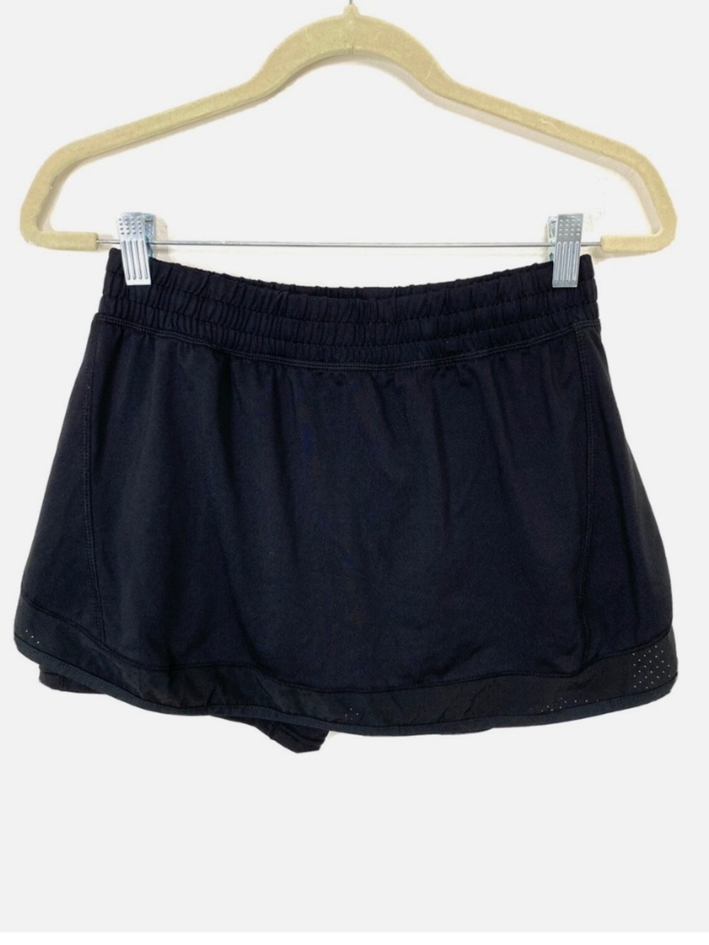 Champion brand black athletic skort with adjustable drawstring & vented trim